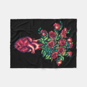 Anatomisches Herz mit Rose, Herzkrieger Fleecedecke (Vorderseite (Horizontal))