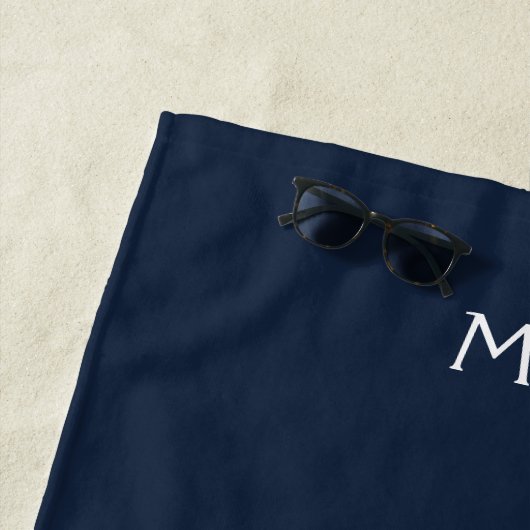 Anchored Elegance: Custom Monogram Beach Handtuch (Beispiel)