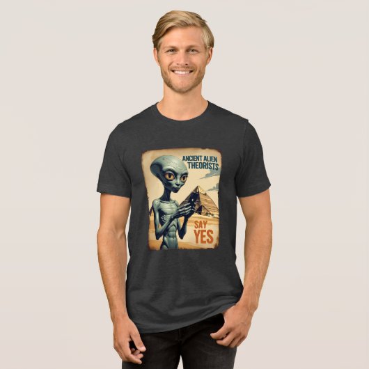 Ancient Alien Pyramid History Tri-Blend Shirt (Vorderseite voll)