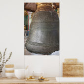 Ancient Bell im Tempel Poster (Küche)
