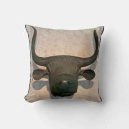 Ancient Bull Kissen