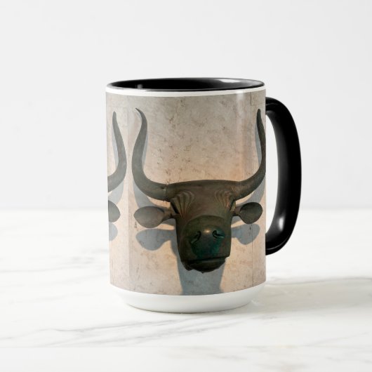 Ancient Bull Tasse (VorderseiteRechts)