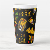 Ancient Egyptian Hieroglyphic Pattern Background Milchtasse (Vorderseite)