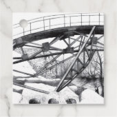 Ancient Footbridge pencilart Monochrome Geschenkanhänger (Vorderseite)