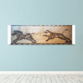 Ancient Mosaik : Ein Tiger, der einen Boar jagt Leinwanddruck (Insitu (Holzboden))