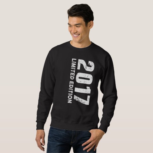 and 2017 sweatshirt (Vorne ganz)