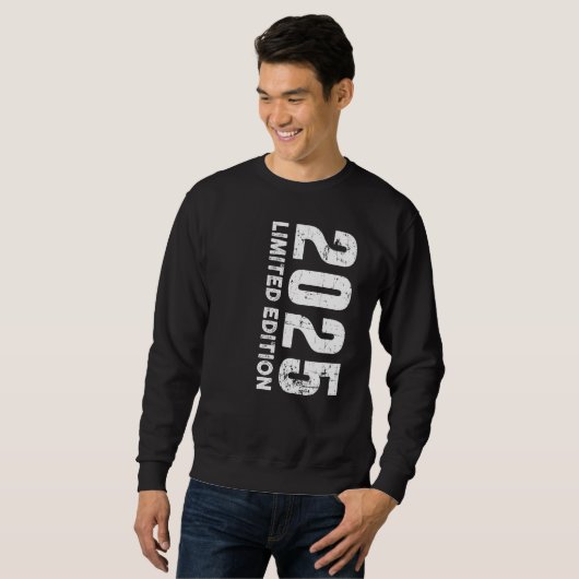 and 2025 sweatshirt (Vorne ganz)