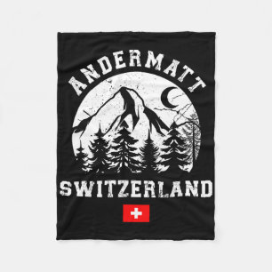 Andermatt Schweiz Skigebiet Alpen Skipass Fleecedecke