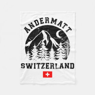 Andermatt Schweiz Skigebiet Alpen Skipass Fleecedecke