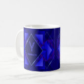 Ändern des anfänglichen Namens Geometric Blue V W  Kaffeetasse (Vorderseite Links)