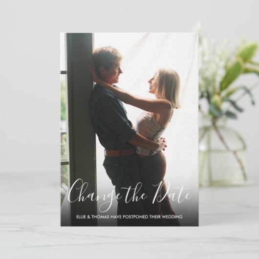 Ändern des Fotos "Hochzeitsskript verschoben" Save The Date (Stehend Vorderseite)