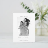 Ändern Sie das Date Simple Chic Custom Foto Weddin Postkarte (Stehend Vorderseite)