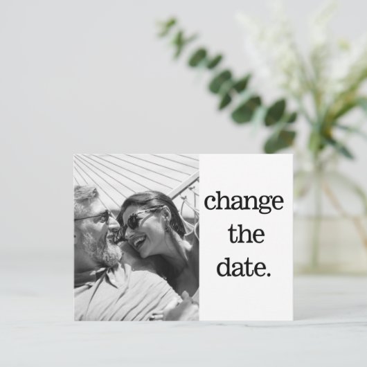 Ändern Sie das Datum Schwarz-weißes Foto Einfache Postkarte (Stehend Vorderseite)