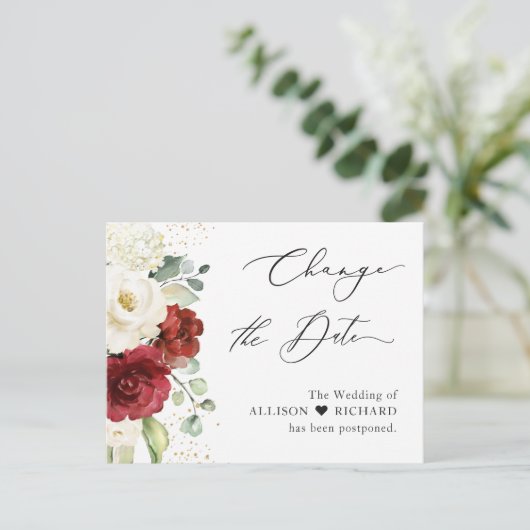 Ändern Sie das Datum Script Red White Floral Eukal Postkarte (Stehend Vorderseite)