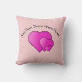 Ändern Sie Text, dann gab es drei! Mauve Hearts Kissen (Vorderseite)