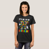 Anders zu sein 67 sechs sieben Puzzle Autismus T-Shirt (Vorne ganz)