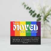 Änderung der LGBTQ+-Adresse durch Rainbow Pride Ankündigungspostkarte (Stehend Vorderseite)