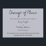 "Änderung von Plänen" Zurückgestellt Hochzeitblaue Einladung<br><div class="desc">Hier ist eine einfache Karte, um Ihre Gäste zu benachrichtigen, wenn es notwendig wird, um Ihre Hochzeit zu ändern. Verwenden Sie die Vorlagenfelder, um Ihre persönlichen Daten hinzuzufügen und dieses einzigartige, moderne Design zu Ihrem eigenen zu machen. Alle Farben und Schriftart können nach Belieben geändert werden. Bitte kontaktieren Sie uns...</div>