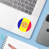 Andorra Flag Round Sticker (Laptop mit iPhone)