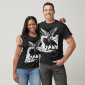 Andras der Eulenreiter T-Shirt (Unisex)