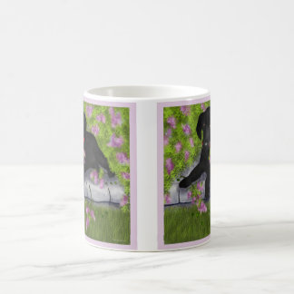 Andy unter der Fliederkaffee-Tasse, Kaffeetasse