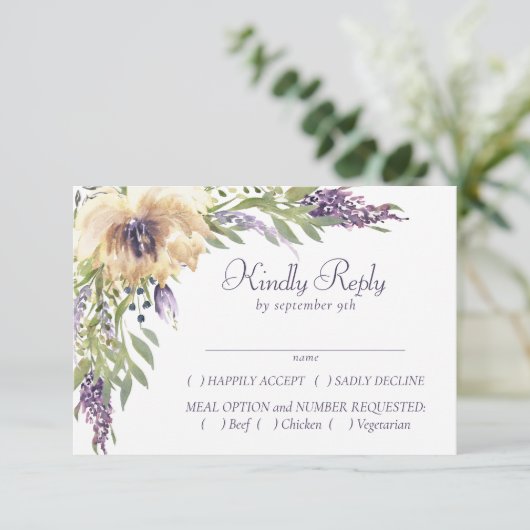 Anemone und Lavender | Lila Grüncreme-Entree RSVP Karte (Stehend Vorderseite)