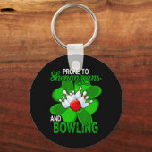 Anfällig für Shenanigans und Bowling St. Patrick's Schlüsselanhänger (Vorderseite)