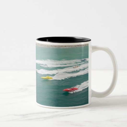 Anfang der Rennen-Tasse Zweifarbige Tasse (Rechts)