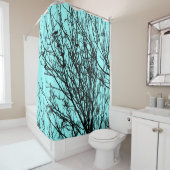 Anfänge in einem Baum - Hochkontrast - Eisblau Duschvorhang (Beispiel)