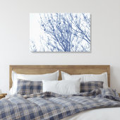 Anfänge in einem Tree - Cyanotypeffekt Leinwanddruck (Insitu (Schlafzimmer))