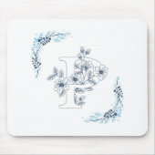 Anfangs "P" Blaues Monogramm Ruhige Blumen Mousepad (Vorne)