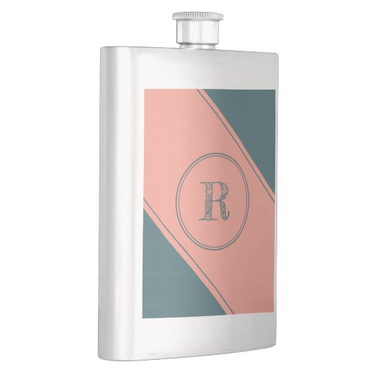 Anfangsbuchstabe des geometrischen Rechtecks Flachmann (Rechts)