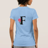 Anfangsbuchstabe F in Schwarz mit rosa Rose T-Shirt (Rückseite)