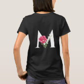 Anfangsbuchstabe M in Weiß mit rosa Rose T-Shirt (Rückseite)
