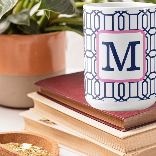 Anfangsbuchstaben des weißen Octagon Monogram Kaffeetasse
