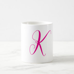 Anfangsbuchstaben für das Hochzeitsgeschenk in Pin Kaffeetasse