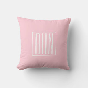 Anfangsbuchstaben Monogramm Weiß auf Hellrosa Kissen