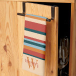 Anfangsname für ein benutzerdefiniertes Monogramm  Geschirrtuch<br><div class="desc">Chic Stylish Stripe Küchentuch mit Monogram Anfangs- und Nachname. Diese einzigartigen Küchentücher sind ein Geschenk für Geburtstag, Ruhestand, Jubiläum, Party, Hochzeitsgeschenk, usw... ... ... ... ... ... ... ... ... ... ... ... ... ... ... ... ... ... ... . Pair es mit einer Flasche Wein und es ist ein...</div>