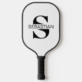 Anfangsname klassischer Schwarz-Weiß-Monogramm Pickleball Schläger (Vorderseite)