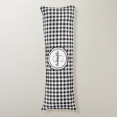 Anfangsname, Trendy Schwarz-weiß Buffalo Karo Seitenschläferkissen (Vorderseite Vertikal)