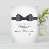 Anfrage für den Trauzeuge "Black Silk Bow Krawatte Einladung (Stehend Vorderseite)