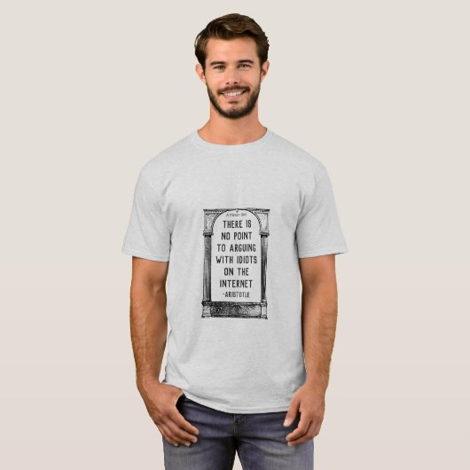 Anführungszeichen 4 (Aristoteles) - Ein MisterP-Sh T-Shirt (Vorne ganz)
