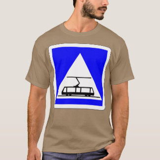 Angabe einer Straßenbahnüberfahrt T-Shirt