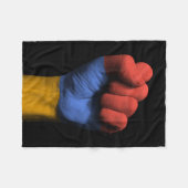 Angehobene geballte Faust mit armenischer Flagge Fleecedecke (Vorderseite (Horizontal))
