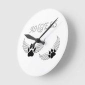 Angel Pads Runde Wanduhr (Winkel)