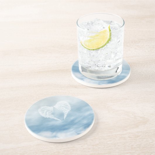 Angel Wings in Cloudy Blue Sky Sandstein Untersetzer (Seite)