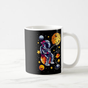 Angelnder Astronaut Im Weltraum Planeten Galaxie F Kaffeetasse
