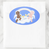 Angels auf Wolke Ovaler Aufkleber (Tasche)