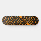 Angemalt Plus in Orange mit Name Skateboard (Horizontal)