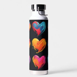 Angemalte Herzen auf schwarzem Hintergrund Trinkflasche